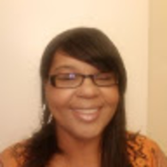 Profile Picture of Jacqueline Colbert (@1alljazzedup) on Poshmark