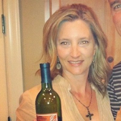 Profile Picture of Monica Andrews (@mmmooonica) on Twitter