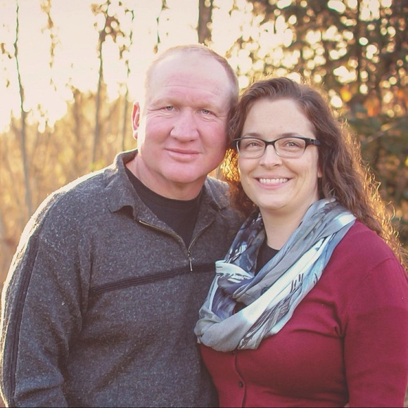 Profile Picture of Liz Heddinger (@elizrn03) on Poshmark