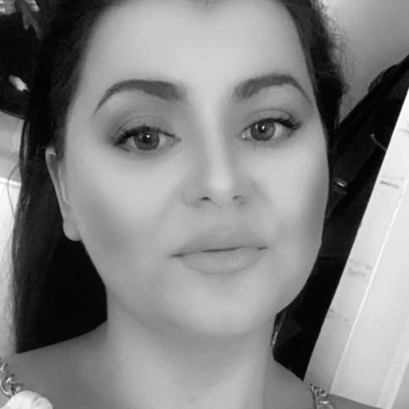 Profile Picture of Adifete Qorri demiri (@adifaqorri) on Poshmark