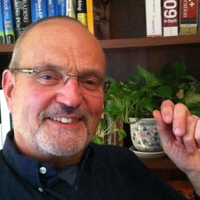 Profile Picture of Robert Holway (@Connector3) on Twitter