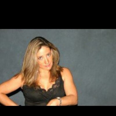 Profile Picture of Lydia Mata Becerra (@lydimata) on Twitter