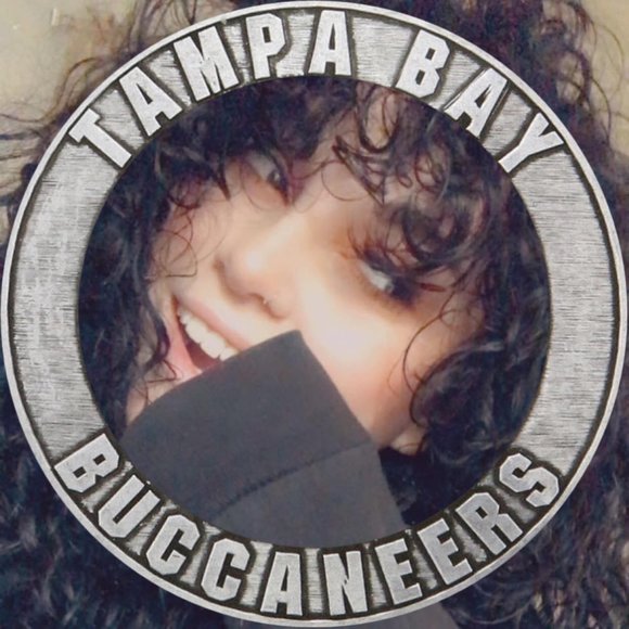 Profile Picture of Gigi Calderazzo (@gigiwashere) on Poshmark