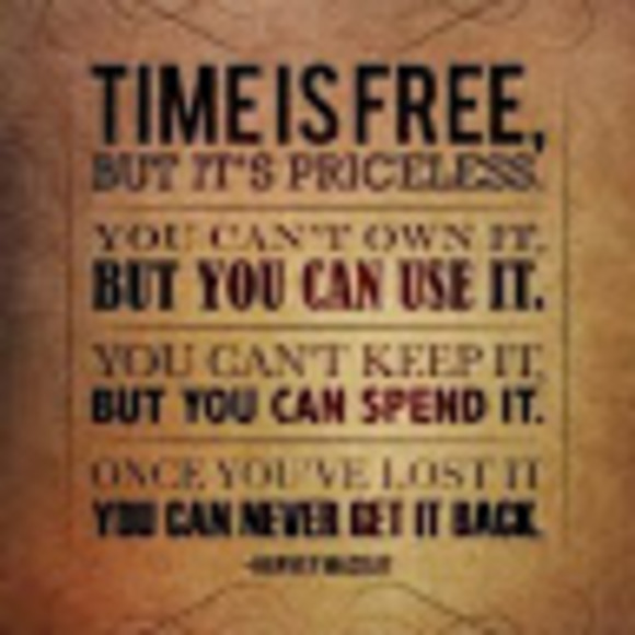 Profile Picture of Ladinalyn Castaneda (@ladinalyn613) on Poshmark