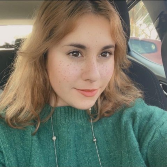 Profile Picture of Chjara Mainetti (@chjarabella) on Poshmark