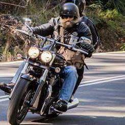 Profile Picture of Stephen Bulmer (@bumlips1) on Twitter