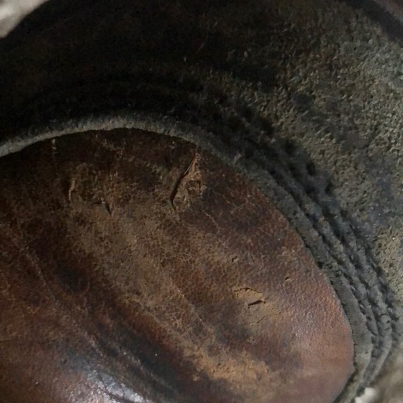 Profile Picture of Daniel Ziomek (@protruckrepair) on Poshmark