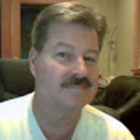 Profile Picture of Scott Mattes (@lenzroad) on Poshmark