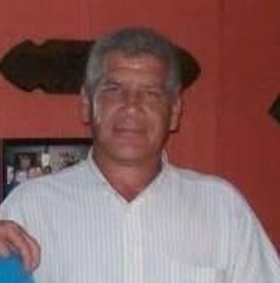 Profile Picture of Laura Kawa thomas (@jake72655) on Poshmark