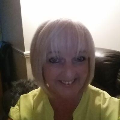 Profile Picture of Jo Barton (@jobarton1806) on Twitter