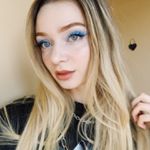 Profile Picture of Meaghan Barry 🍂🐇☕️ (@humanchickpea) on Instagram