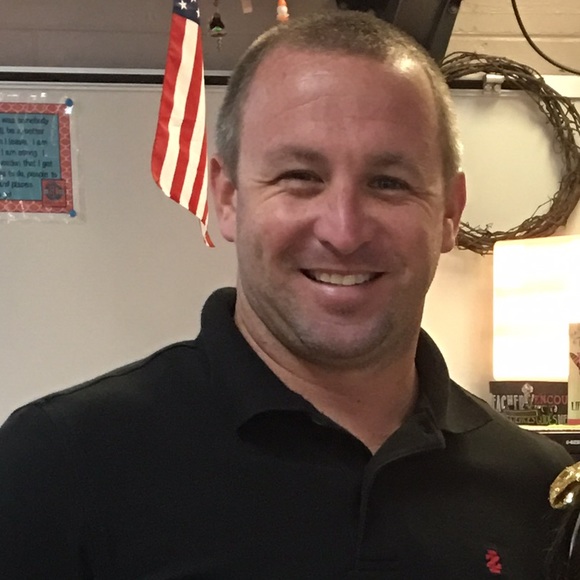 Profile Picture of Michael Raburn (@michaelr80) on Poshmark