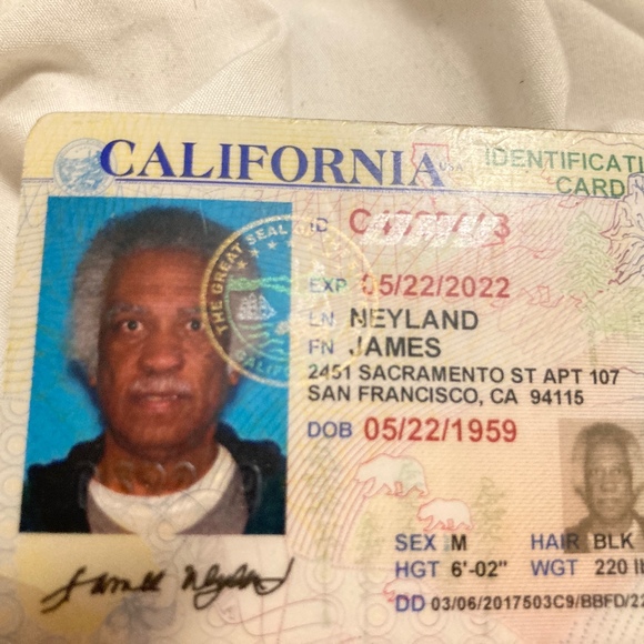 Profile Picture of James Neyland (@jamesneyland) on Poshmark