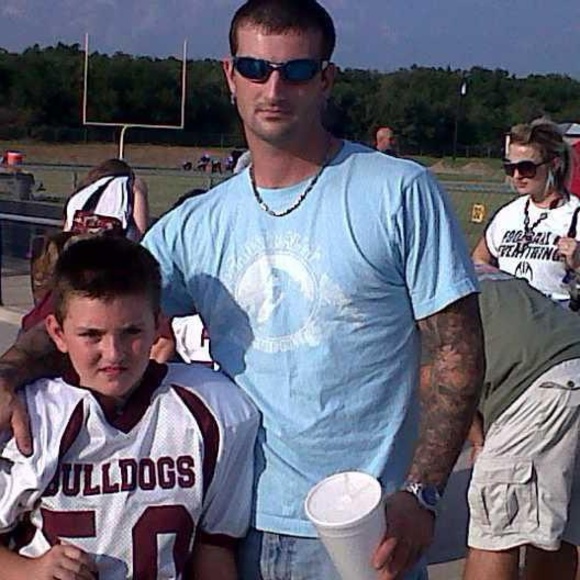 Profile Picture of Lonnie Snell (@lonniesnell84) on Poshmark