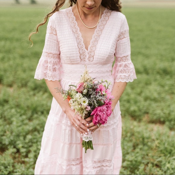 Profile Picture of Rachel Albertson (@mrsalbitobe) on Poshmark