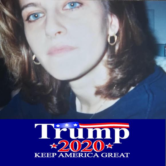 Profile Picture of Suzana Catlow (@scatlow) on Poshmark