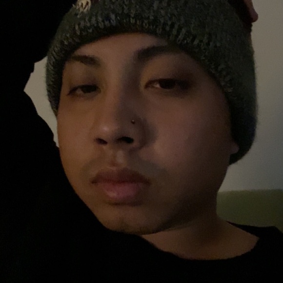 Profile Picture of Andrew Arroyo (@andrewarroyo2) on Poshmark