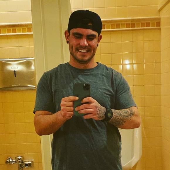 Profile Picture of Bryan Lovern (@bryanlovern) on Poshmark