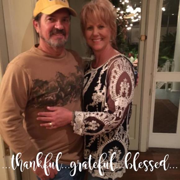 Profile Picture of Lisa Fournet (@lisa4net) on Poshmark