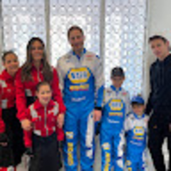 Profile Picture of Rifky Gervis (@rgervis15) on Poshmark