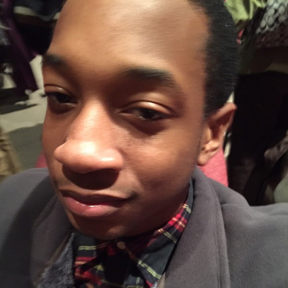 Lacey Ward - Poshmark Profile Picture of Lacey Ward (@laceywrd) on Poshmark