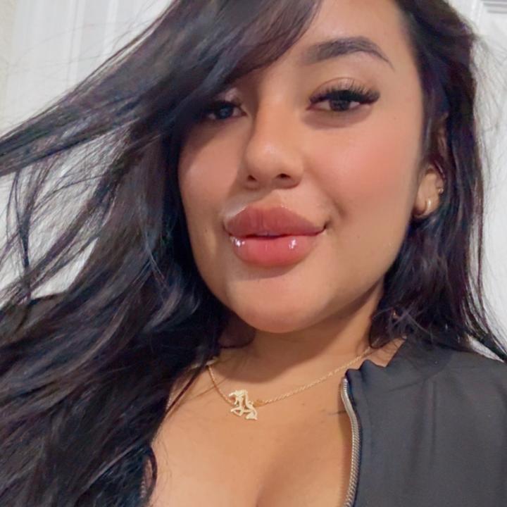 Profile Picture of Jessica Roa (@jessicaroa76) on Tiktok