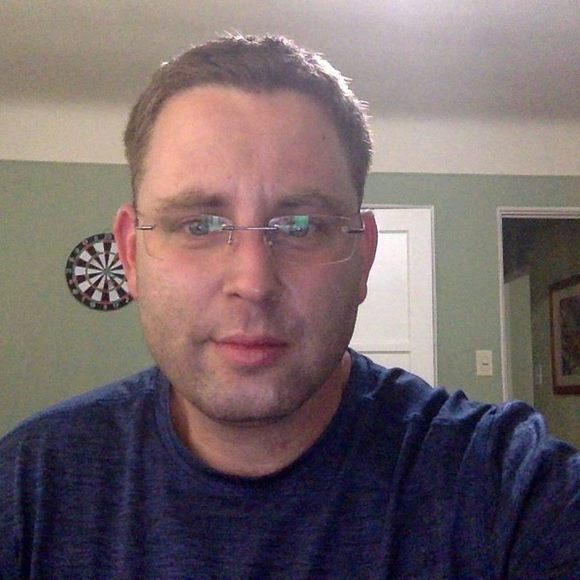 Howard Haselkorn - Poshmark Profile Picture of Howard Haselkorn (@hhaselkorn) on Poshmark