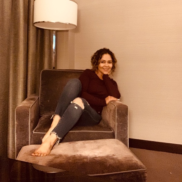 Profile Picture of Hilda tello Tello (@tonyjazzz) on Poshmark