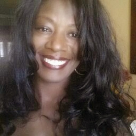 Profile Picture of Cassandra Mcgowan (@babygirl_cassie) on Poshmark