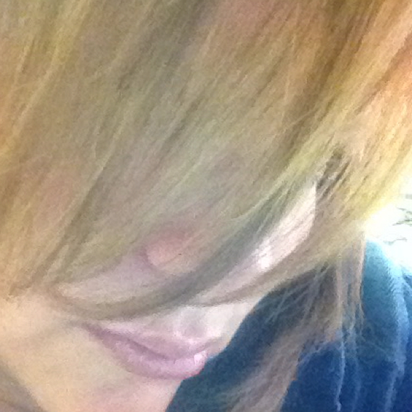 Profile Picture of Carmen Barcon (@cbarcon) on Poshmark