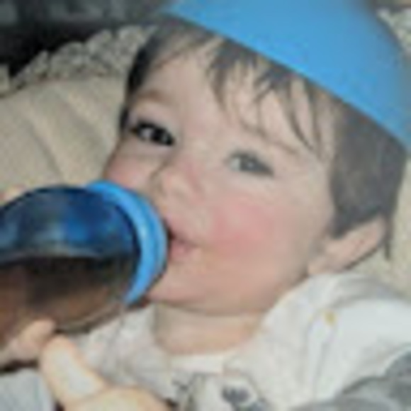 Profile Picture of Nico Castrataro (@nicoisreal019) on Poshmark