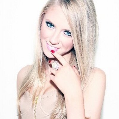 Profile Picture of Lauren Kerns (@lo_kerns) on Twitter