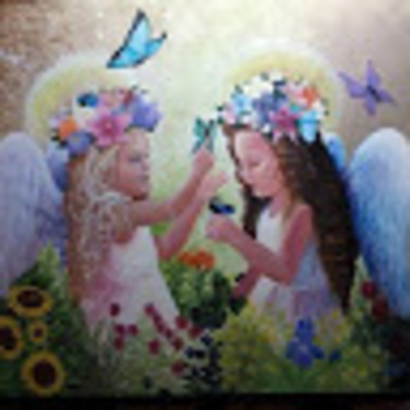 Profile Picture of Bobbie Fenton (@southwindpotter) on Poshmark