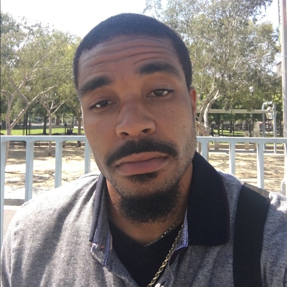 Profile Picture of Keen Joseph (@keenkleen318) on Poshmark