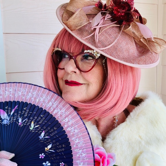 Profile Picture of Deva Brehony (@devinedeva) on Poshmark