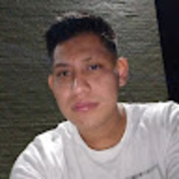 Profile Picture of Luis Alavez (@alavez989) on Poshmark