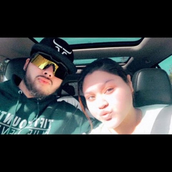 Profile Picture of Johnathan Hall (@johnathanhal445) on Poshmark