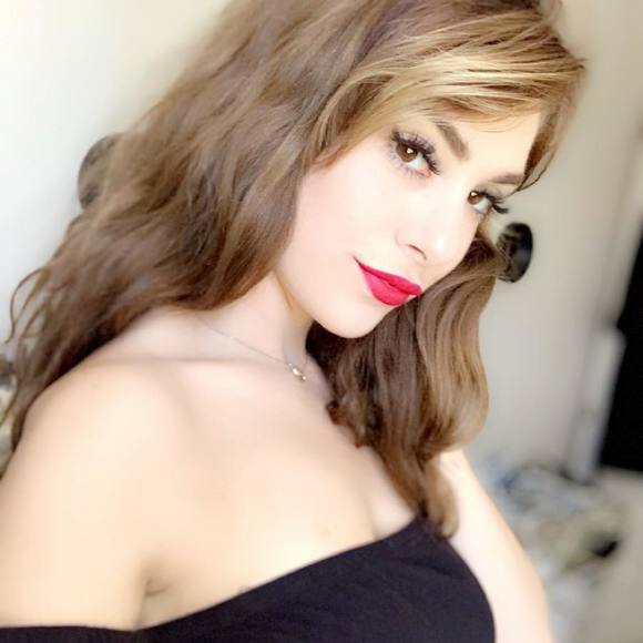 Katelyn rachelle Zulli - Poshmark Profile Picture of Katelyn rachelle Zulli (@katelynrzulli) on Poshmark