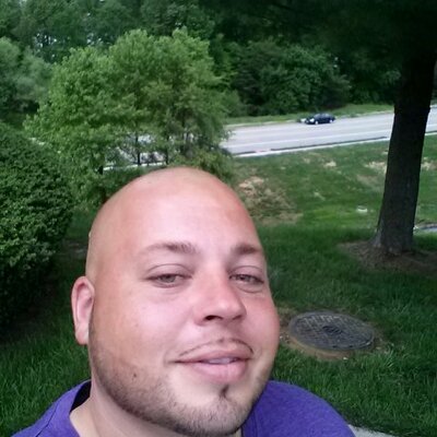 Profile Picture of John Piotrowski (@johnpswun) on Twitter