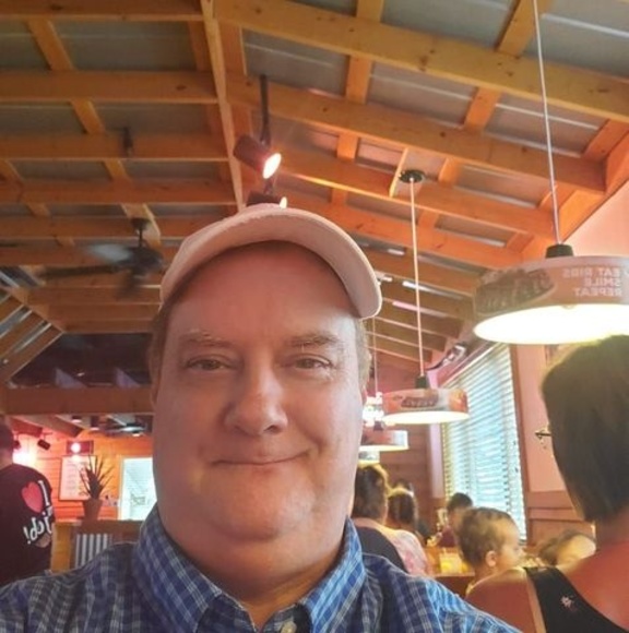 Profile Picture of Steven Field (@stevenfield) on Poshmark