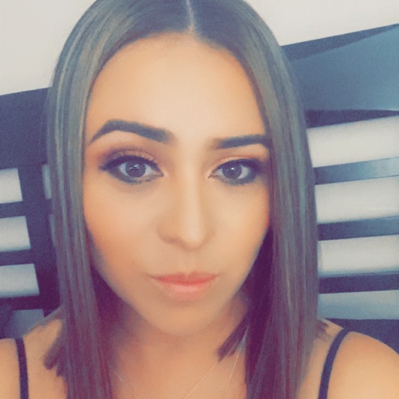 Profile Picture of Marlene Lara (@marlenelara1129) on Poshmark