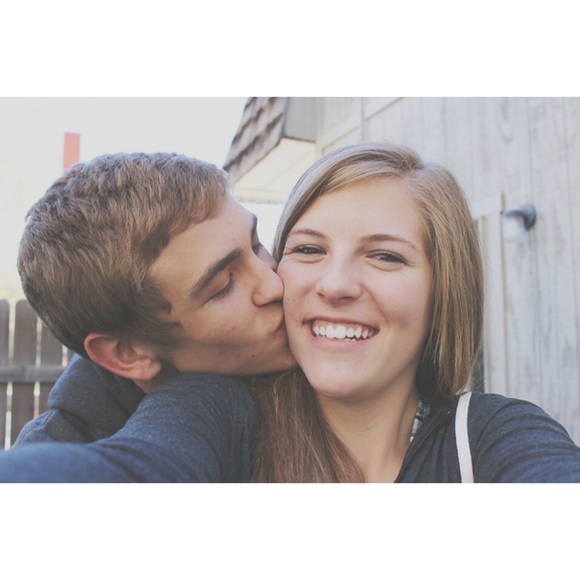 Profile Picture of Lexis Dormio (@dormio07) on Poshmark