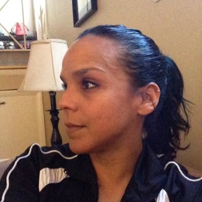 Profile Picture of Adrienne Reid (@adriennereid04) on Twitter