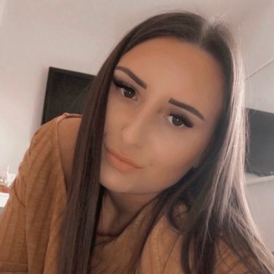 Profile Picture of Jodie Carroll (@_jodiecarroll) on Twitter