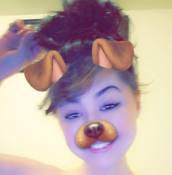 Profile Picture of Ivy Ray (@ivy_ray) on Poshmark