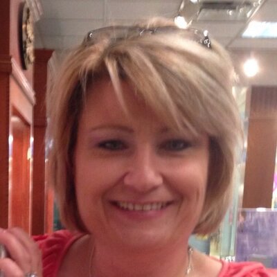 Profile Picture of Dawn Crosby (@CrozDawn) on Twitter