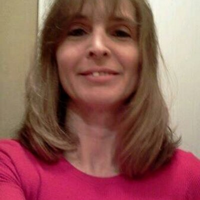 Profile Picture of Jenny Burge (@Jburge871Burge) on Twitter