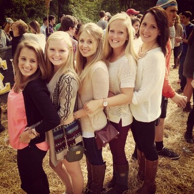 Profile Picture of Alicia Fields (@YieldToFields) on Twitter