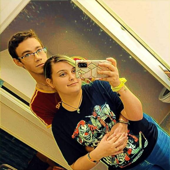 Profile Picture of Pauline Barbosa-holakowski (@beanie2621) on Poshmark