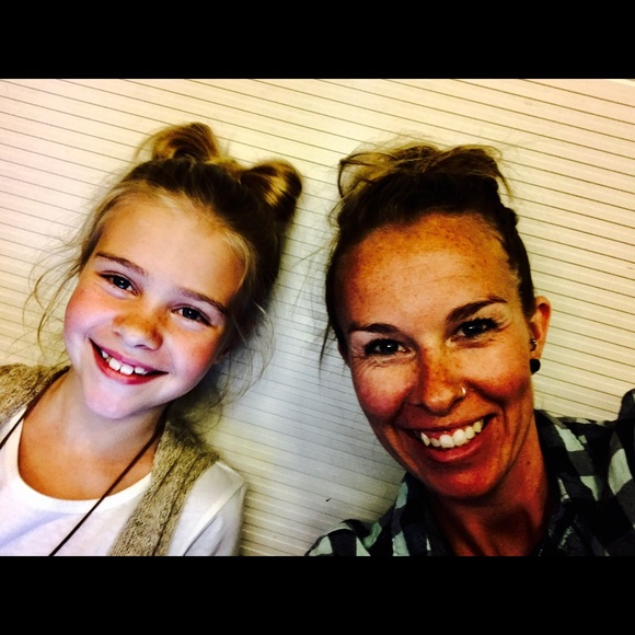 Profile Picture of Bobbi Bazzle (@bobbibazzle7) on Poshmark